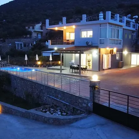 Eleftheria With Heated Pool *
