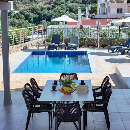 Βίλα Eleftheria With Heated Pool *